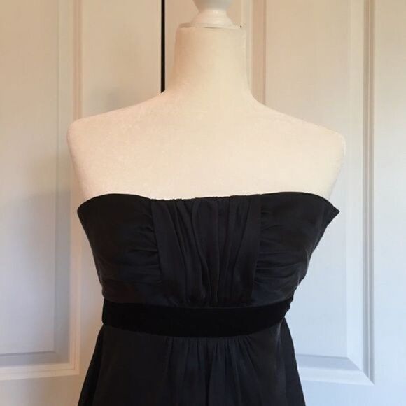 Banana Republic Black Silk Velvet Empire Waist Strapless Dress Size 0 - Picture 3 of 7